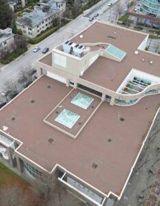 Commercial building roofing system