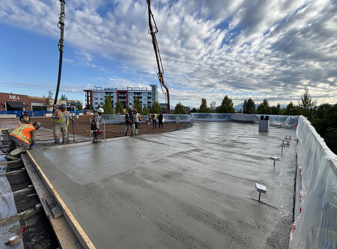 how to choose a commercial roofing contractor for your project